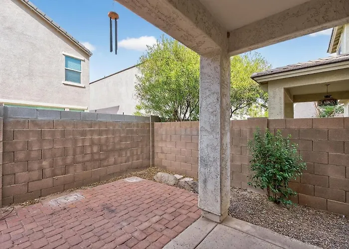 Entire 4bedroom 3bathroom * Avondale