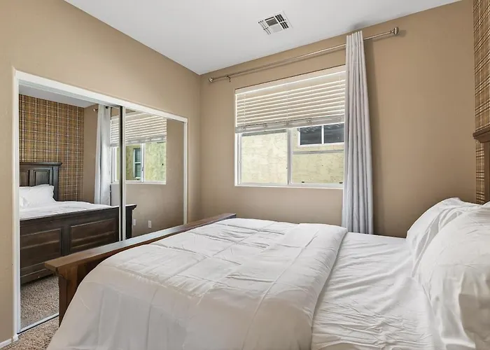 Holiday home Entire 4bedroom 3bathroom Avondale