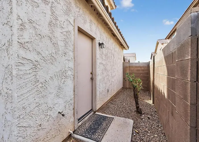 Holiday home Entire 4bedroom 3bathroom *