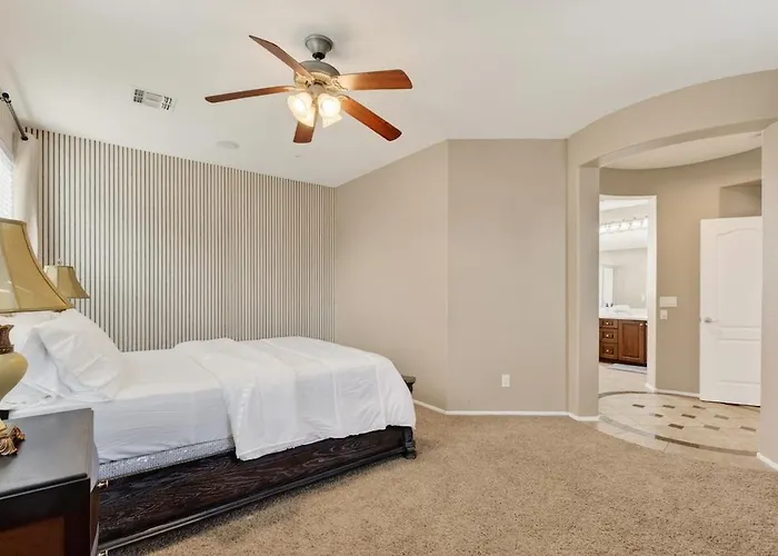 Entire 4bedroom 3bathroom *
