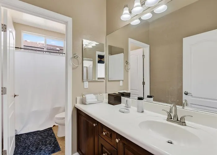 Entire 4bedroom 3bathroom Avondale